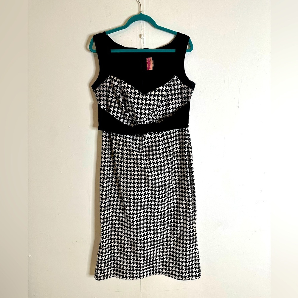 Pinup Couture Black and White Houndstooth Wiggle Dress